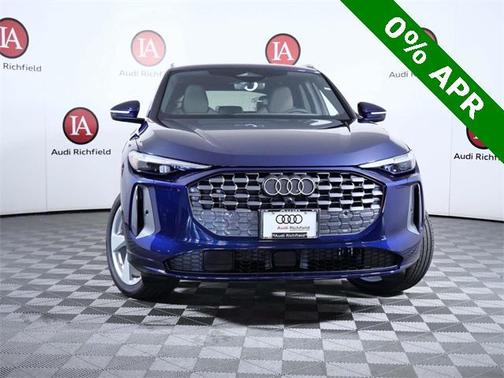 2025 Audi Q5 Premium plus