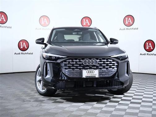 2025 Audi Q5 Prestige