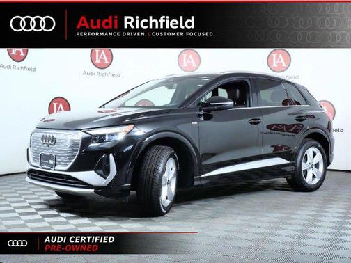Mythos Black Metallic 2023 Audi Q4 e-tron Premium Plus 50 quattro