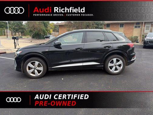 Mythos Black Metallic 2023 Audi Q4 e-tron Premium Plus 50 quattro