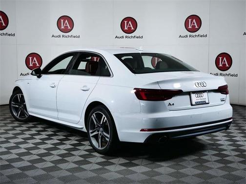 2018 Audi A4 2.0T Premium Plus