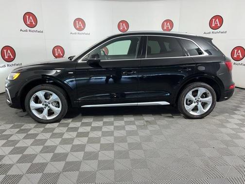 2024 Audi Q5 45 S line Premium Plus