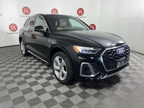 2024 Audi Q5 45 S line Premium Plus