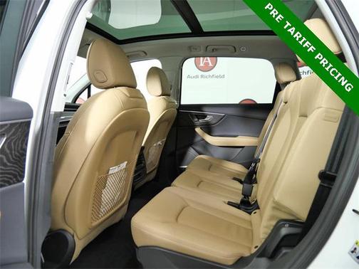 2025 Audi Q7 45 Premium Plus