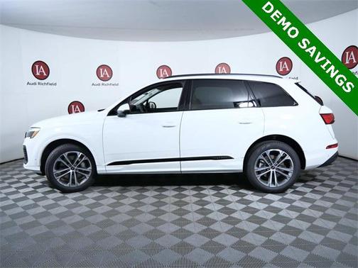 2025 Audi Q7 45 Premium Plus