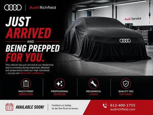 Mythos Black Metallic 2023 Audi Q7 45 Premium