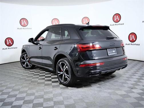 2025 Audi Q5 45 S line Premium Plus