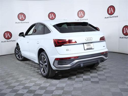 2024 Audi Q5 45 S line Premium