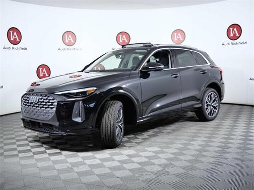 2025 Audi Q5 Premium Plus