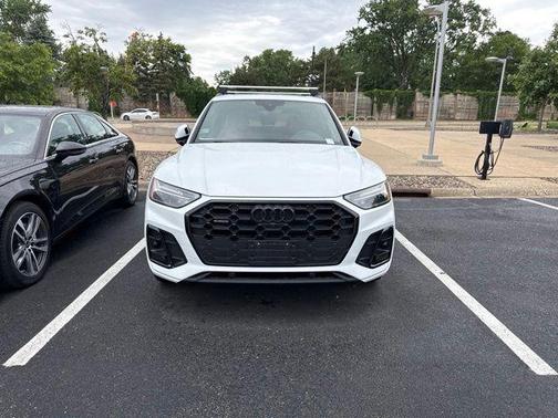 Glacier White 2023 Audi Q5 45 S line Premium Plus