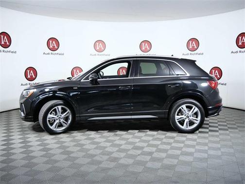 2021 Audi Q3 45 S line Premium