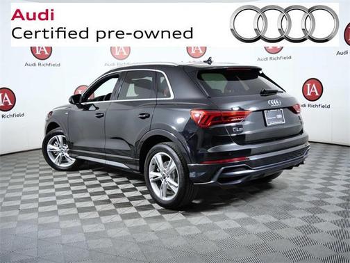 2021 Audi Q3 45 S line Premium