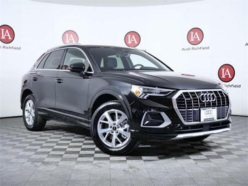 2024 Audi Q3 Premium 40 TFSI quattro Tiptronic