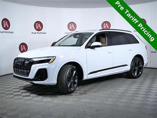 2025 Audi Q7 55 Premium Plus