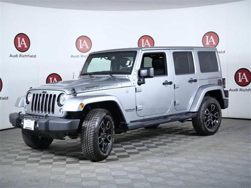 2017 Jeep Wrangler Unlimited Sahara