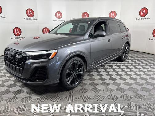 2025 Audi Q7 55 Premium Plus