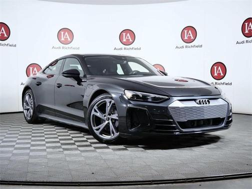 2022 Audi e-tron GT Premium Plus
