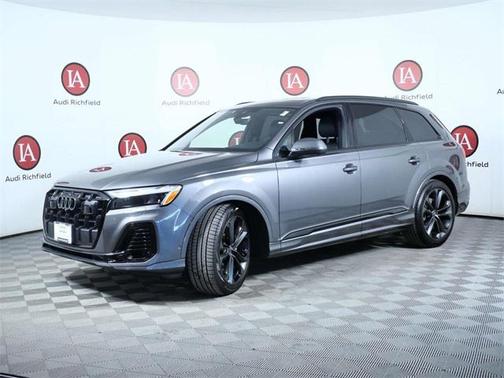 2025 Audi Q7 55 Premium Plus