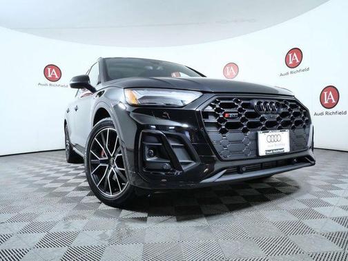 Mythos Black Metallic 2023 Audi SQ5 3.0T Prestige
