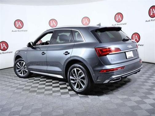 2023 Audi Q5 45 S line Premium Plus