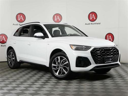 2024 Audi Q5 45 S line Premium