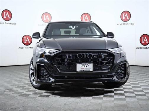 2025 Audi Q8 55 Premium Plus