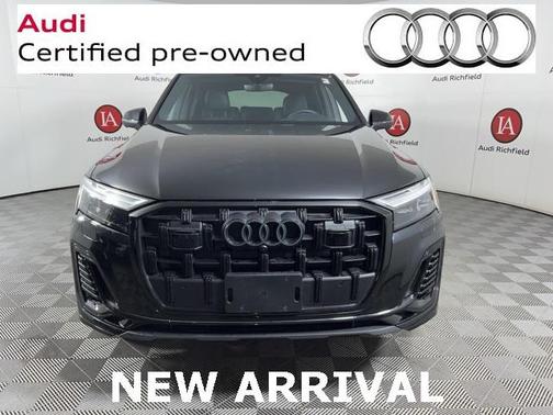 2025 Audi Q7 45 Premium Plus