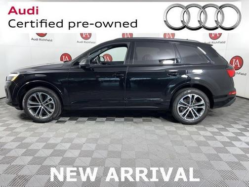 2025 Audi Q7 45 Premium Plus