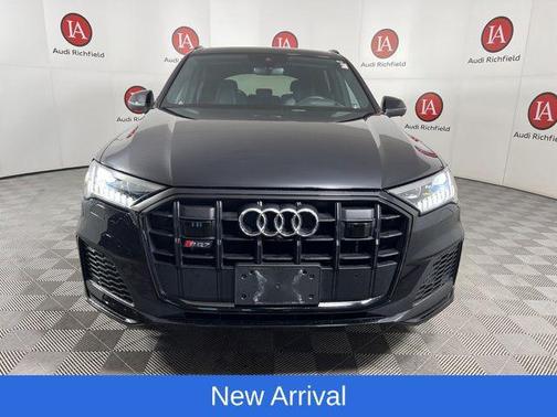 Orca Black Metallic 2020 Audi SQ7 4.0T Prestige