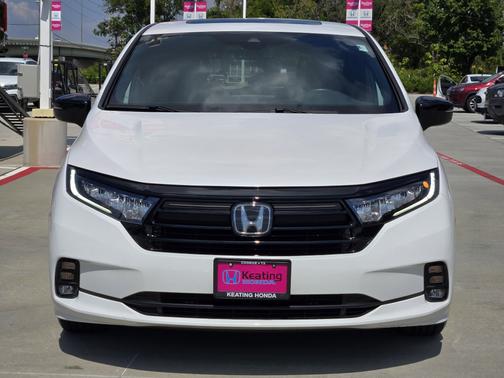 2023 Honda Odyssey 
