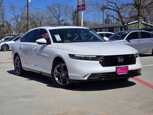 2025 Honda Accord Hybrid 