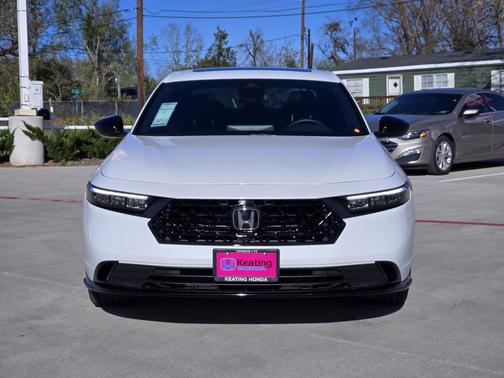 2025 Honda Accord Hybrid 