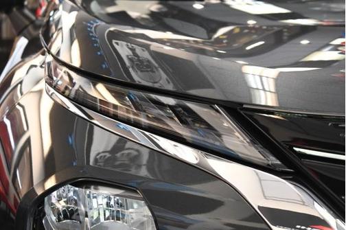 2025 Mitsubishi Outlander PHEV SE