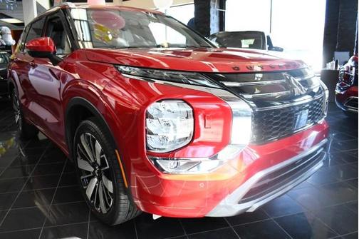 2025 Mitsubishi Outlander SEL