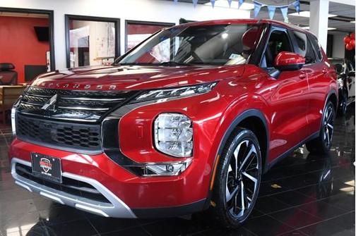 2022 Mitsubishi Outlander SE