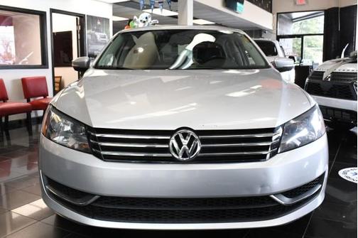 2013 Volkswagen Passat 2.5 SE