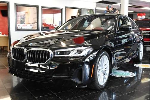 Jet Black 2023 BMW 530 i xDrive