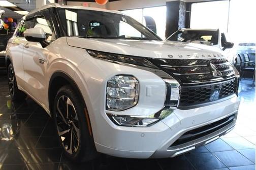2025 Mitsubishi Outlander PHEV SEL