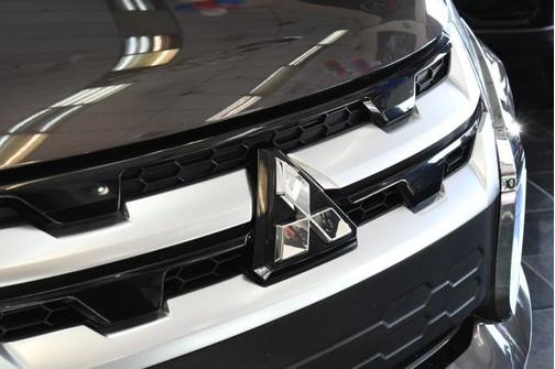 Mercury Gray Metallic 2020 Mitsubishi Outlander Sport ES