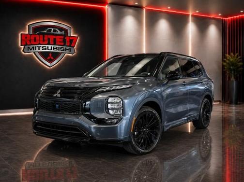 Graphite Gray / Black 2026 Mitsubishi Outlander Black Edition