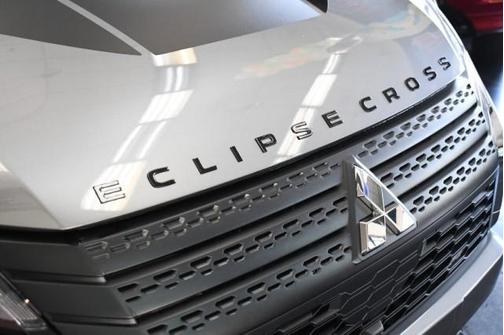 Mercury Gray Metallic 2026 Mitsubishi Eclipse Cross Black Edition