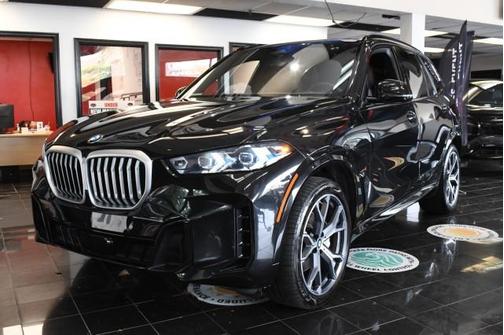 Carbon Black Metallic 2025 BMW X5 xDrive40i