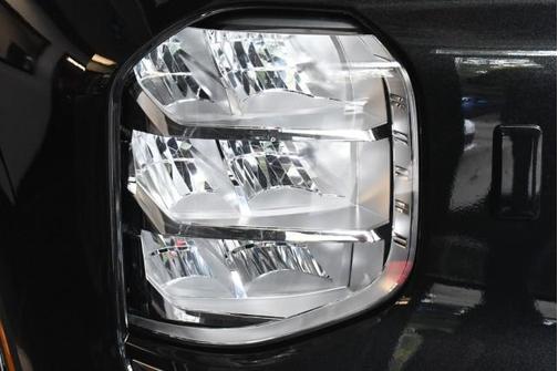 2025 Mitsubishi Outlander PHEV SE