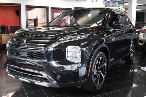 2025 Mitsubishi Outlander PHEV SE