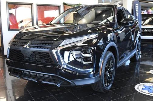 Labrador Black Pearl 2026 Mitsubishi Eclipse Cross LE
