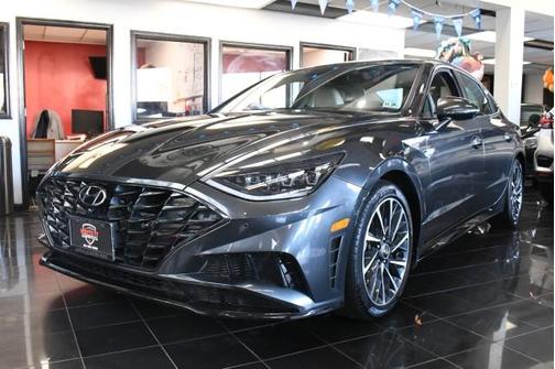 2023 Hyundai SONATA Limited