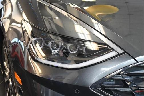 2023 Hyundai SONATA Limited