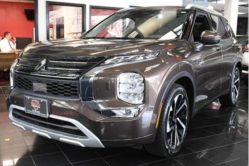 2023 Mitsubishi Outlander PHEV SEL