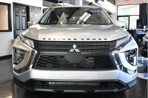 Alloy Silver Metallic 2026 Mitsubishi Eclipse Cross ES