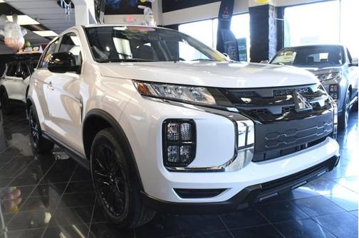 White Diamond 2026 Mitsubishi Outlander Sport 2.0 LE